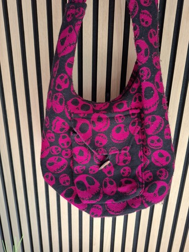 Pink black jack skellington - black,